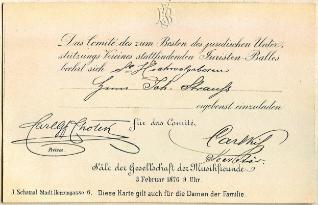Ein altes Dokument mit Handschrift, das wie ein vom deutschen Staat ausgestellt Zertifikat aussieht und ein Logo oben hat.